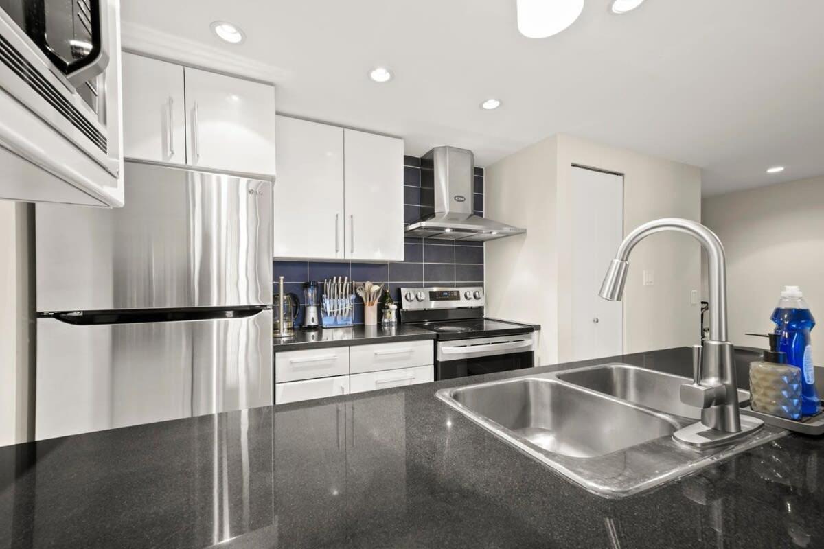 Dazzling Condo By Stadium Downtown With Free Parking Vancouver Exteriér fotografie